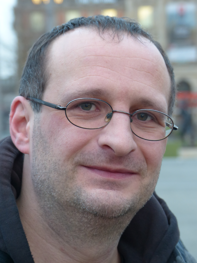 20.04.2023: „Zeitenwende und Aufrüstung in Deutschland“ Veranstaltung mit Jürgen Wagner, Tübinger Informationsstelle Militarisierung (IMI)“Zeitenwende