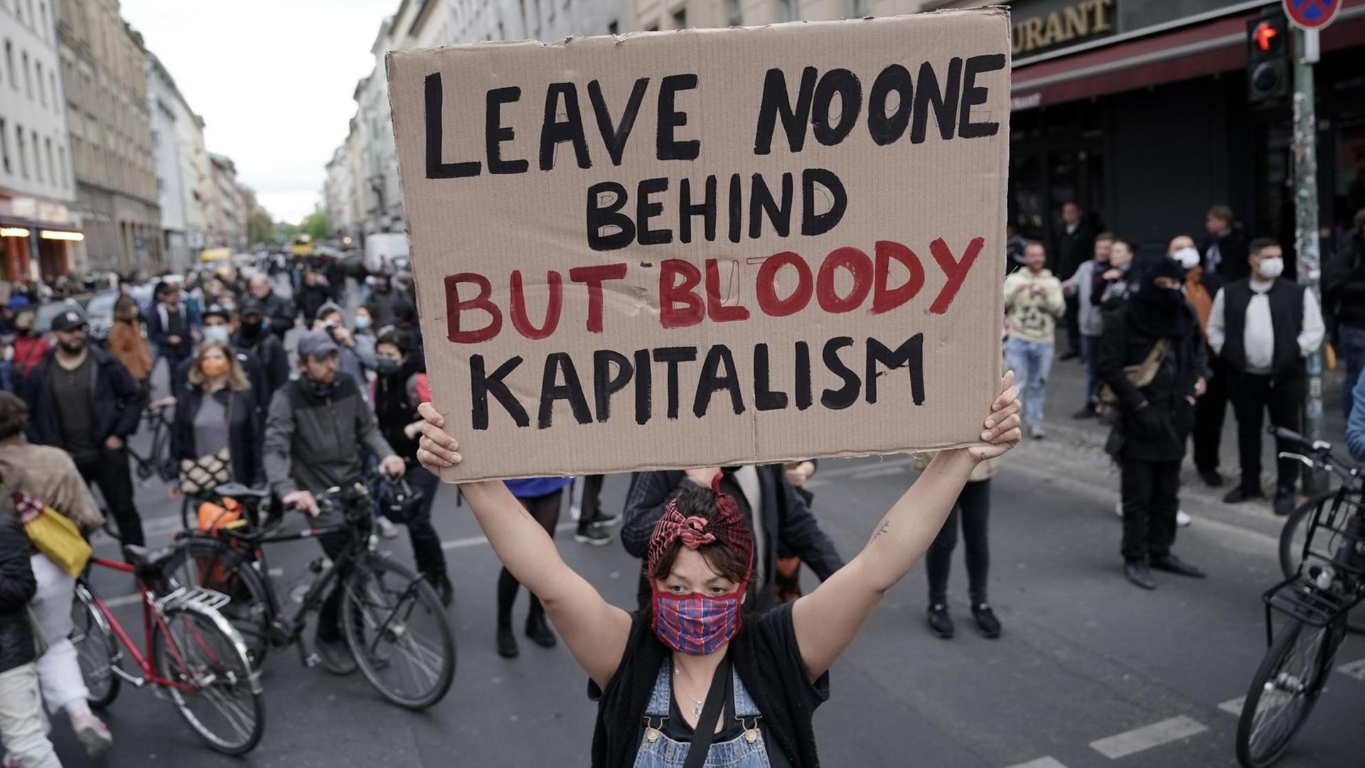 Heraus zum 1. Mai – “Für eine Welt ohne Kapitalismus”