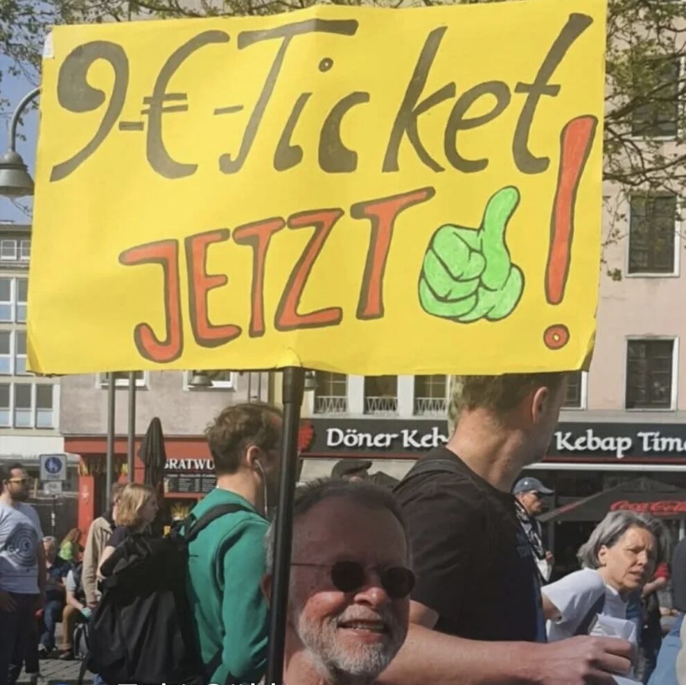 9 Euro Tickets jetzt – Klima retten heisst System ändern!