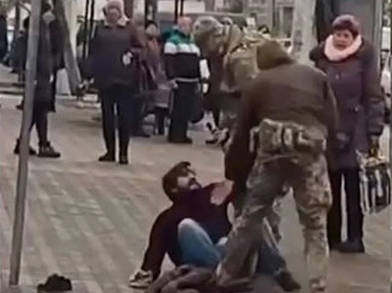 Budanov: „Wenn die Menschen nicht freiwillig gehen, müssen sie mobilisiert werden“