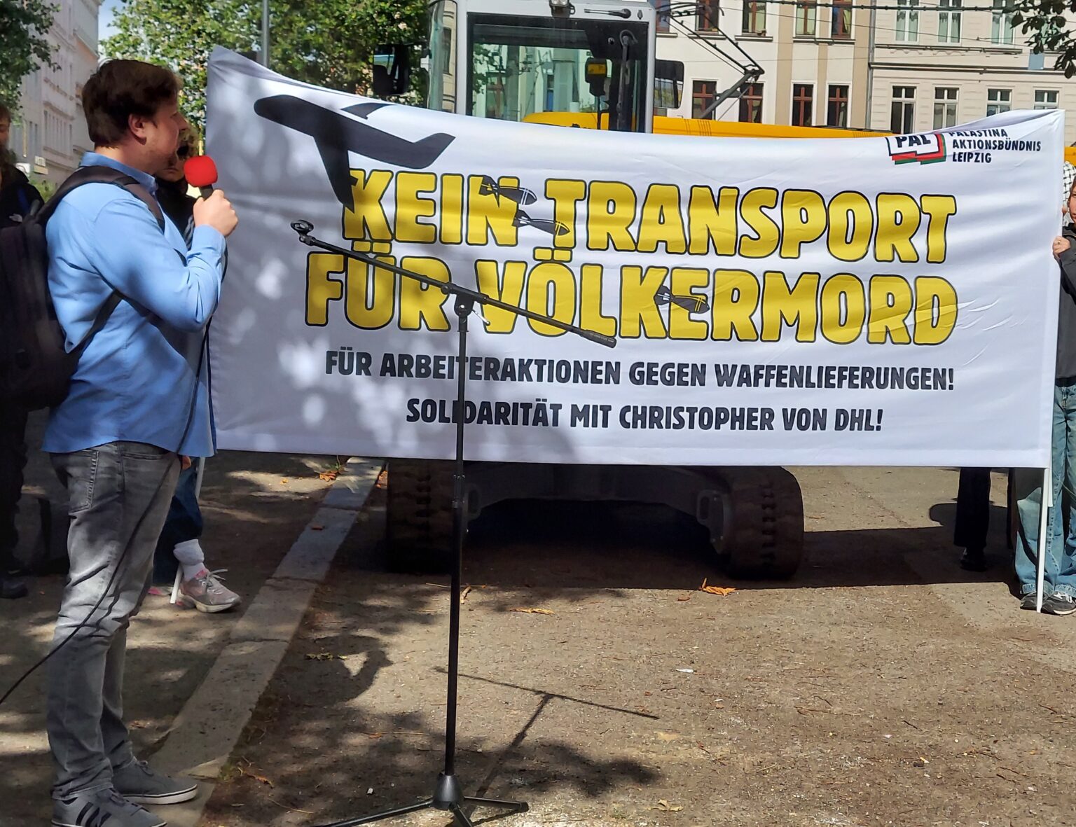 „Kein Transport für Völkermord“: Christopher T. gewinnt Prozess gegen DHL in Leipzig