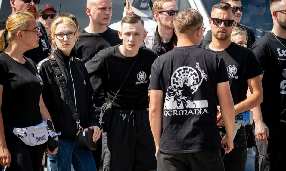 Rechte Gewalt 2025 auf Rekordhoch – „Linksextremismus“ im Fokus der Behörden